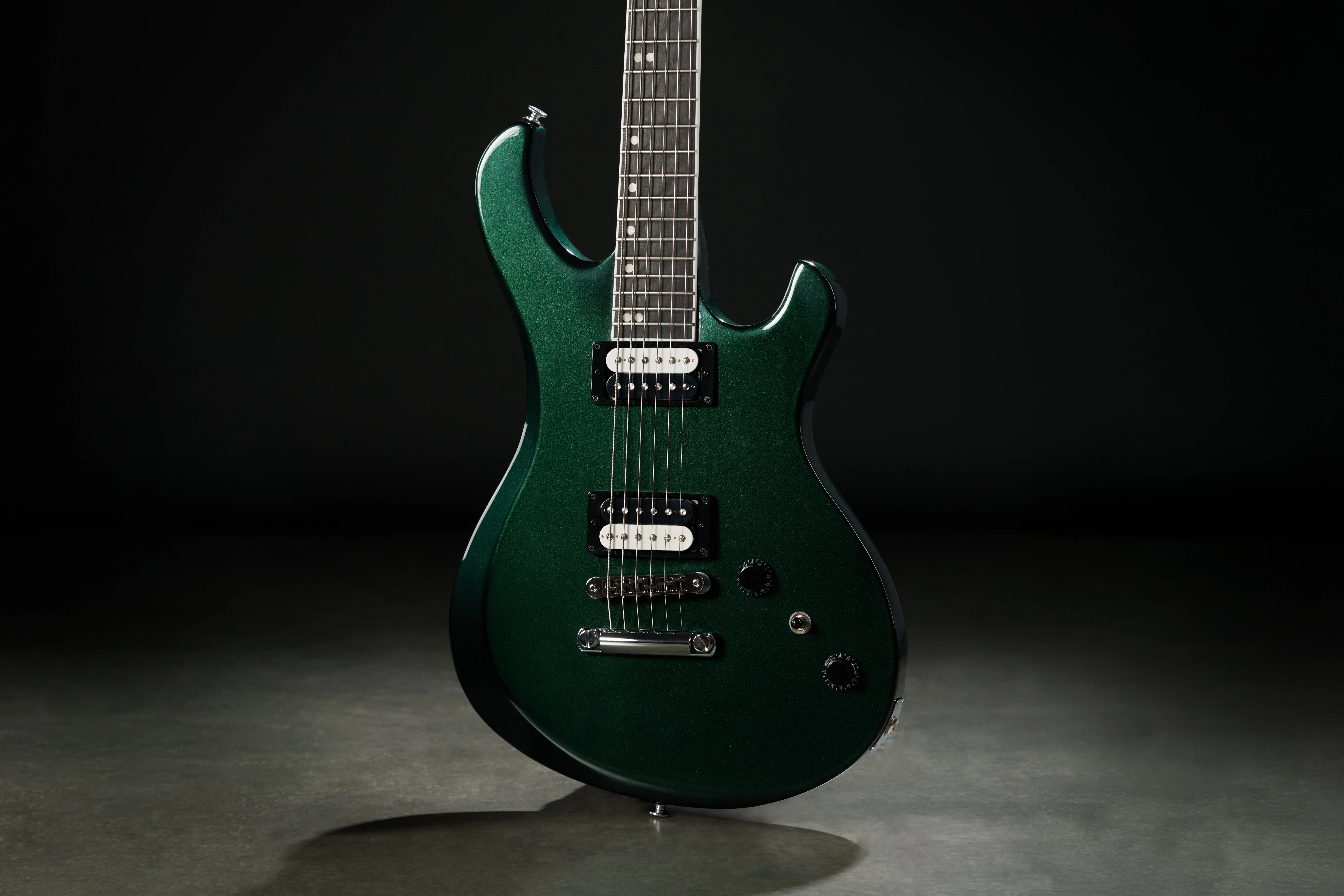 Victory Baritone British Racing Green E-Gitarre